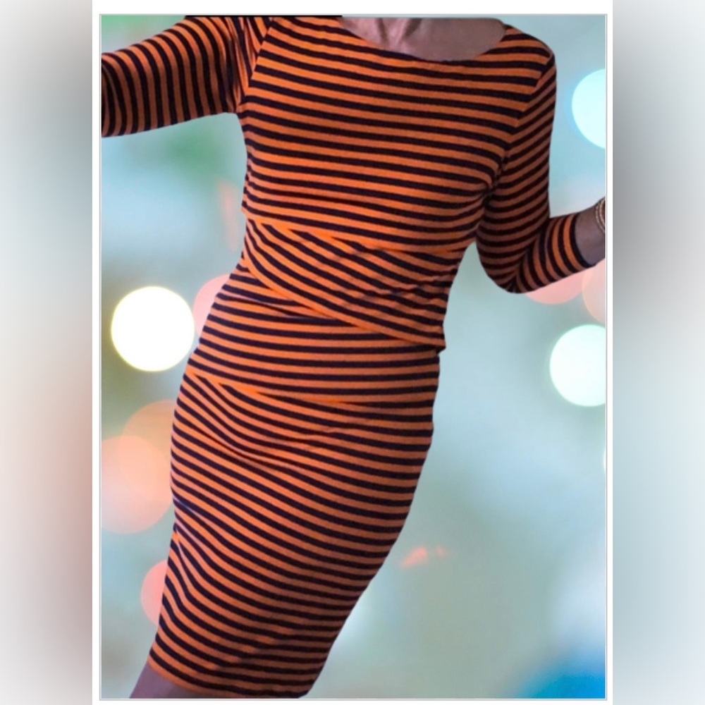 J. McLaughlin Nicola Orange and Navy Dress Gators 
 Miami Syracuse Virginia - Picture 9 of 11